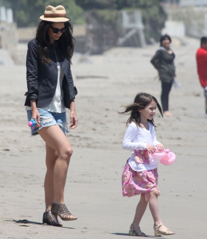 Katie Holmes & Suri Cruise party on the Malibu beach, in heels
