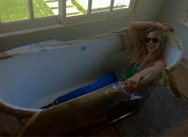 Hilary Duff In The Bathtub