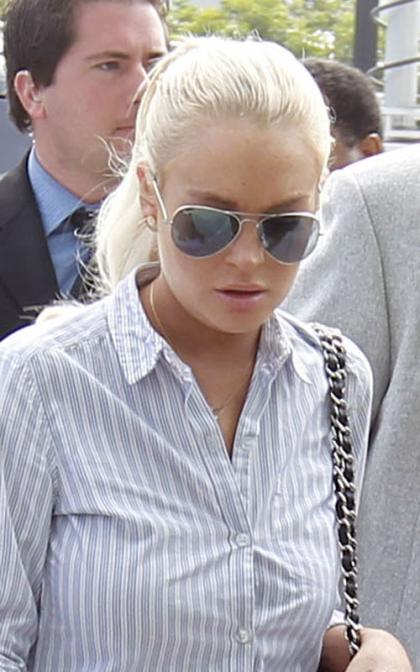 Lindsay Lohan Arrives at Court for Alcohol Violation
