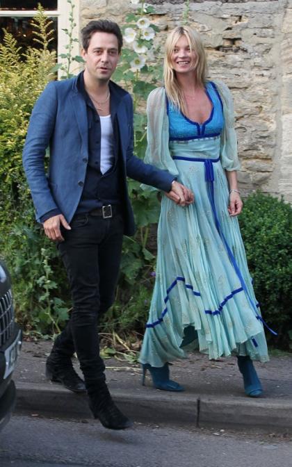 Kate Moss & Jamie Hince's Swan Pub Bridal Party