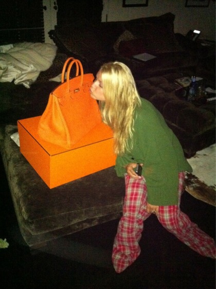 Jessica Simpson got an ugly orange Birkin for her 31st birthday