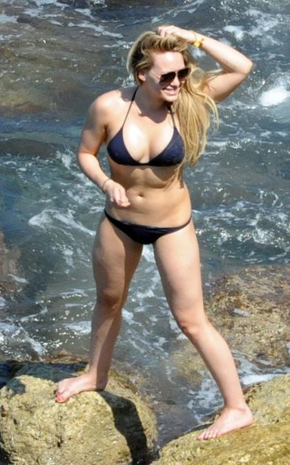 Hilary Duff: Italian Bikini Babe!