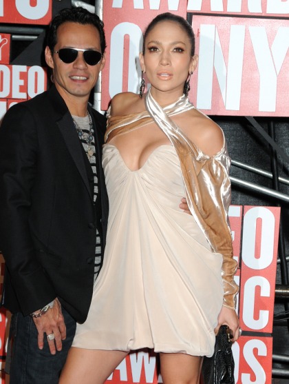 J.Lo & Marc Anthony split because of jealousy, crazy fights, Marc's controlling ways