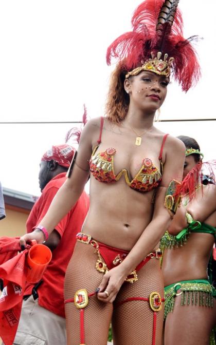 Rihanna's Kadoomant Day Parade Sexiness