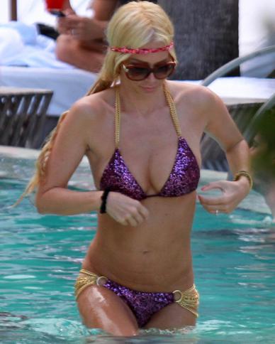 Jenna Jameson's Sexy Bikini Good Times