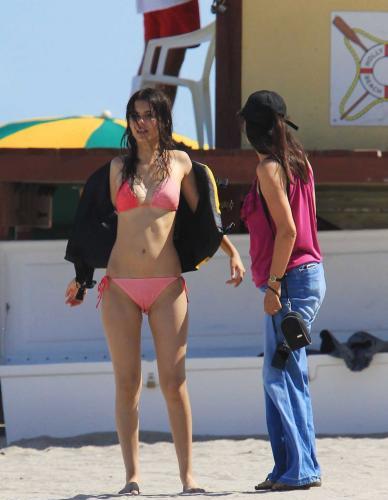 Amazing Victoria Justice Bikini Pictures