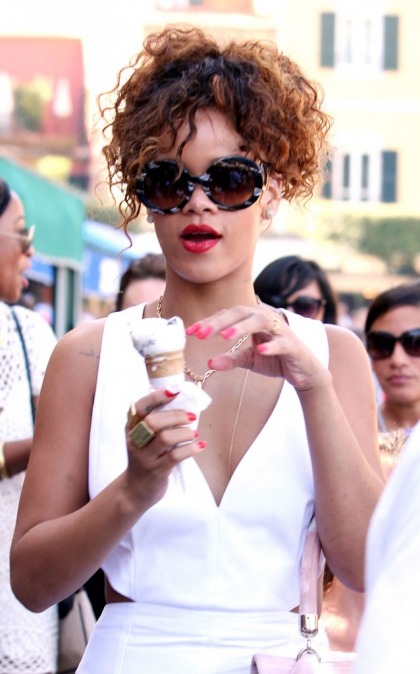 Rihanna has an adult tape with J-Cole, Hustler confirms