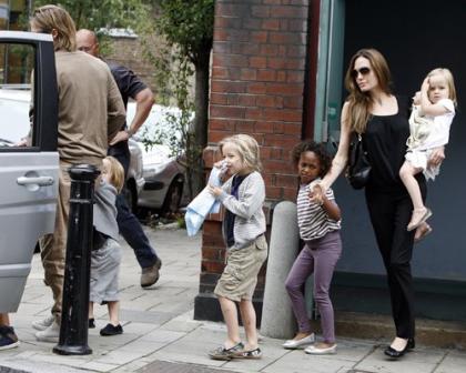 Brad Pitt & Angelina Jolie Take the Brood to See 