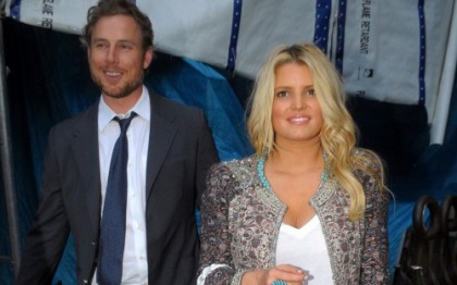 Jessica Simpson Not Getting a Breast Reduction