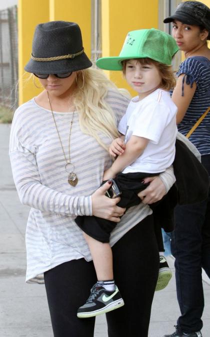 Christina Aguilera's Post-Divorce Parenting