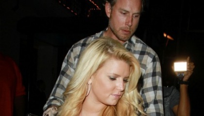 Jessica Simpson's Wedding Postponed