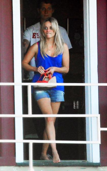 Reese Witherspoon Sports Two Black Eyes on 