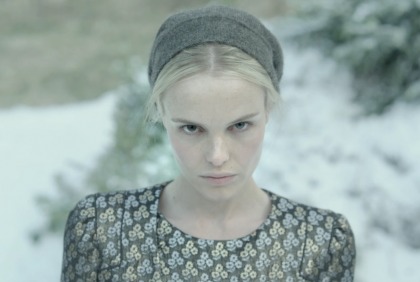 Kate Bosworth's new ad campaign for Vanessa Bruno: frozen & scary'