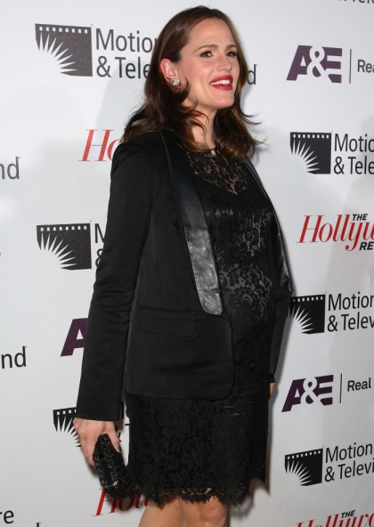 Jennifer Garner: Rachel Zoe won't let me wear maternity clothes!