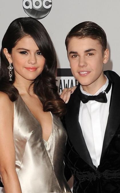 Justin Bieber & Selena Gomez: 2011 AMA Lovers