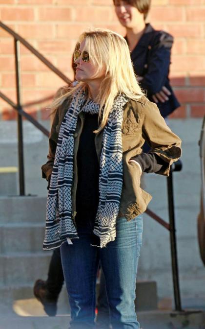 Reese Witherspoon's Antique Hunt