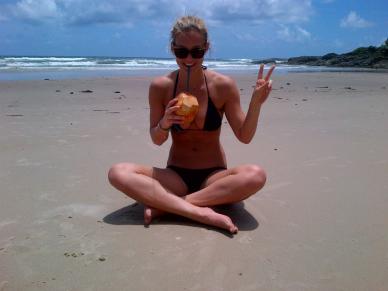 Bar Refaeli Tropical Bikini Twit Pic