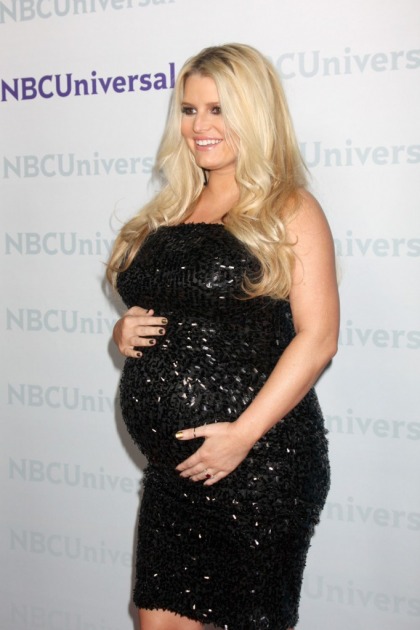 Jessica Simpson quits her Lamaze classes and schedules a c-section