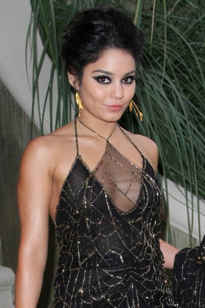 Vanessa Hudgens Dressed for the People's Choice Awards