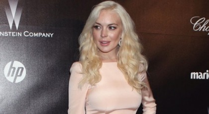 Lindsay Lohan Crashed a Pre-Golden Globes Party