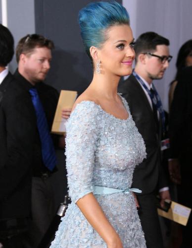 Katy Perry's 40 Million Dollar Boobies At The Grammys