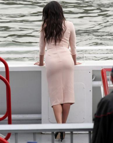 Mila Kunis Flashes Her Classy Little Booty