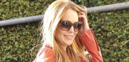 Lindsay Lohan Back to Being a Redhead