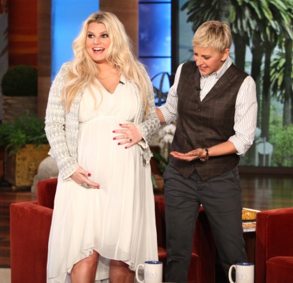Jessica Simpson is still wearing 6-inch heels, and she refers to herself as 'swamp Ass'