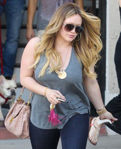 Hilary Duff's Tasty Big Funbags Come Out