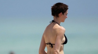 Anne Hathaway in a Bikini in Miami