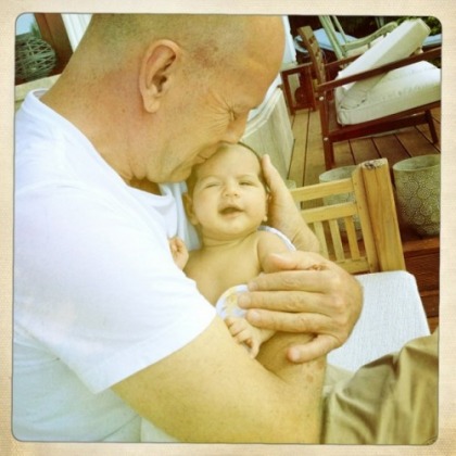 Bruce Willis Shows Off His Kid