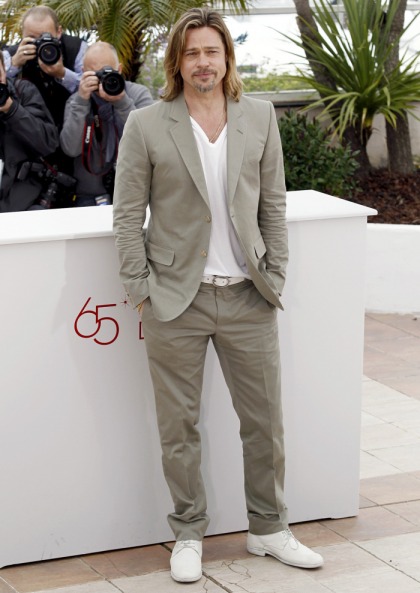 Brad Pitt, solo in Cannes, attends 'Killing Them Softly' photo call: hot or rough'