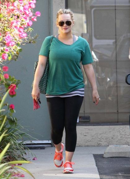 Hilary Duff Sheds Baby Pounds with Pilates