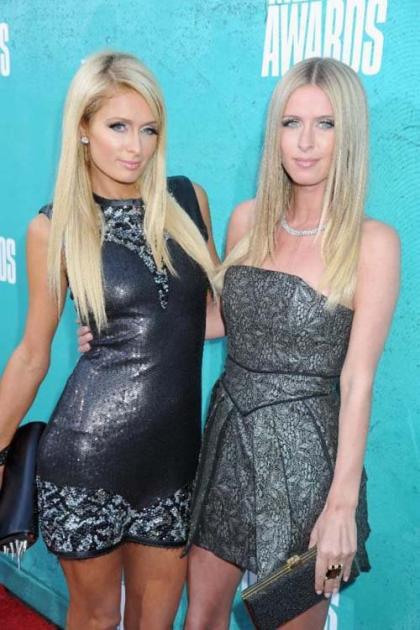 Paris & Nicky Hilton: 2012 MTV Movie Awards Sisters