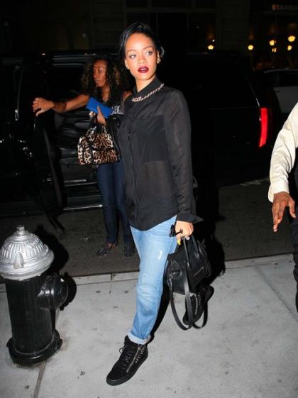Rihanna's Tame NYC Night Out After Bar Fight