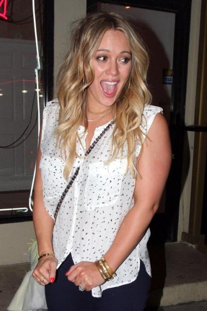 Hilary Duff & Mike Comrie: Rock & Reilly's Irish Pub Partners