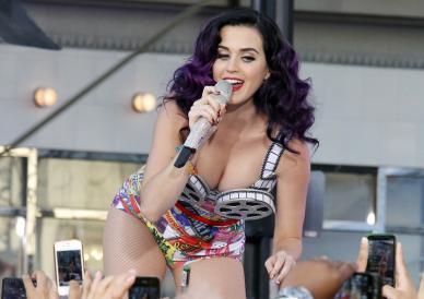 Katy Perry Drops Some Tasty Cleavage