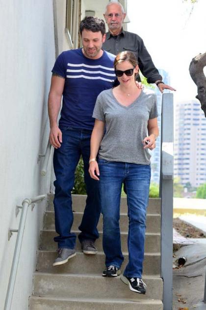 Jennifer Garner & Ben Affleck: Santa Monica Sweethearts