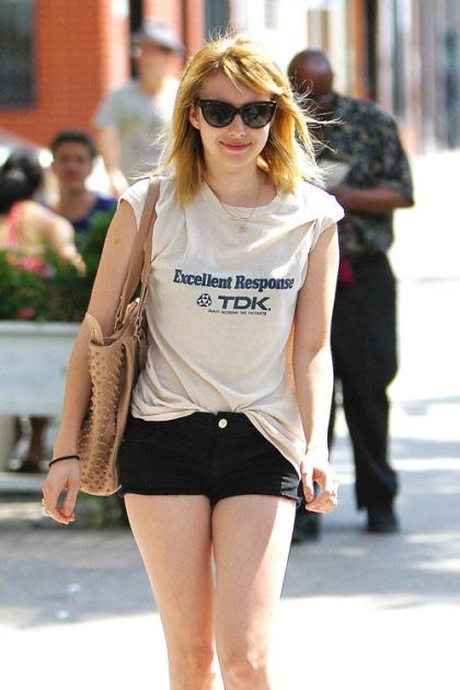 Emma Roberts' Vintage-Inspired East Village Stroll