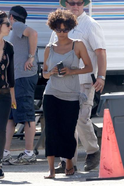 Halle Berry Resumes Filming 