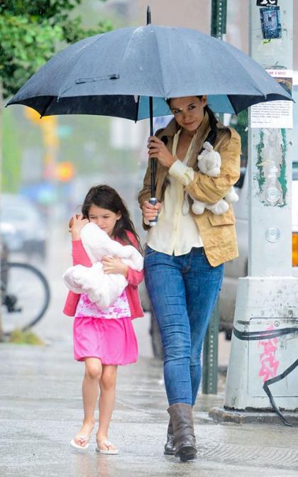 Katie Holmes & Suri Cruise: Rainy Day Darlings