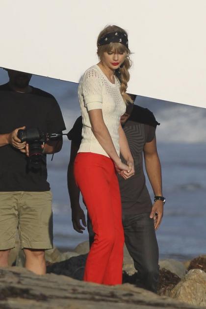 Taylor Swift's Malibu Beachfront Photo Shoot