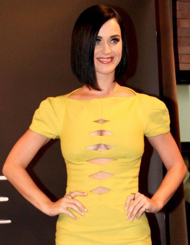 Katy Perry In A Very Revealing Dress