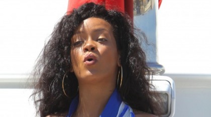 Rihanna Still Loves Chris Brown
