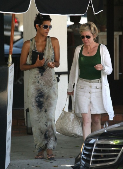 Halle Berry steps out in a clingy dress; what's going on with her custody case'