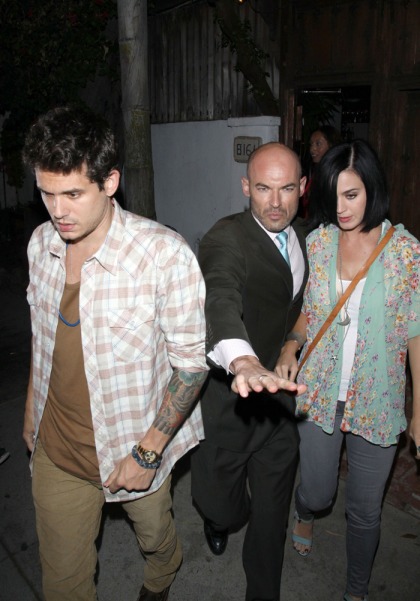 Katy Perry & John Mayer are still doing it but don't want   you to know about it