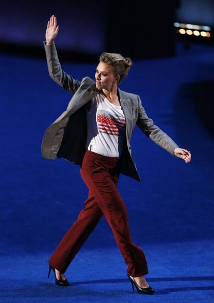 Scarlett Johansson Supports President Obama in Charlotte