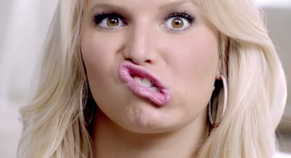 Jessica Simpson's Weight Watchers commercial was shot from the neck up: LOL'
