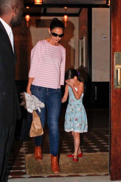 Katie Holmes & Suri Cruise's Big Apple Evening