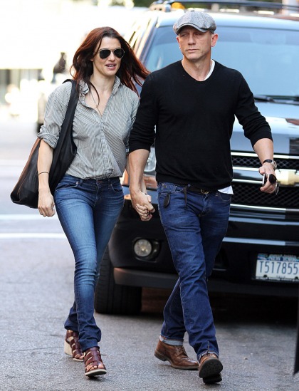 Daniel Craig & Rachel Weisz hold hands in casual NYC outing: sexy or surly?